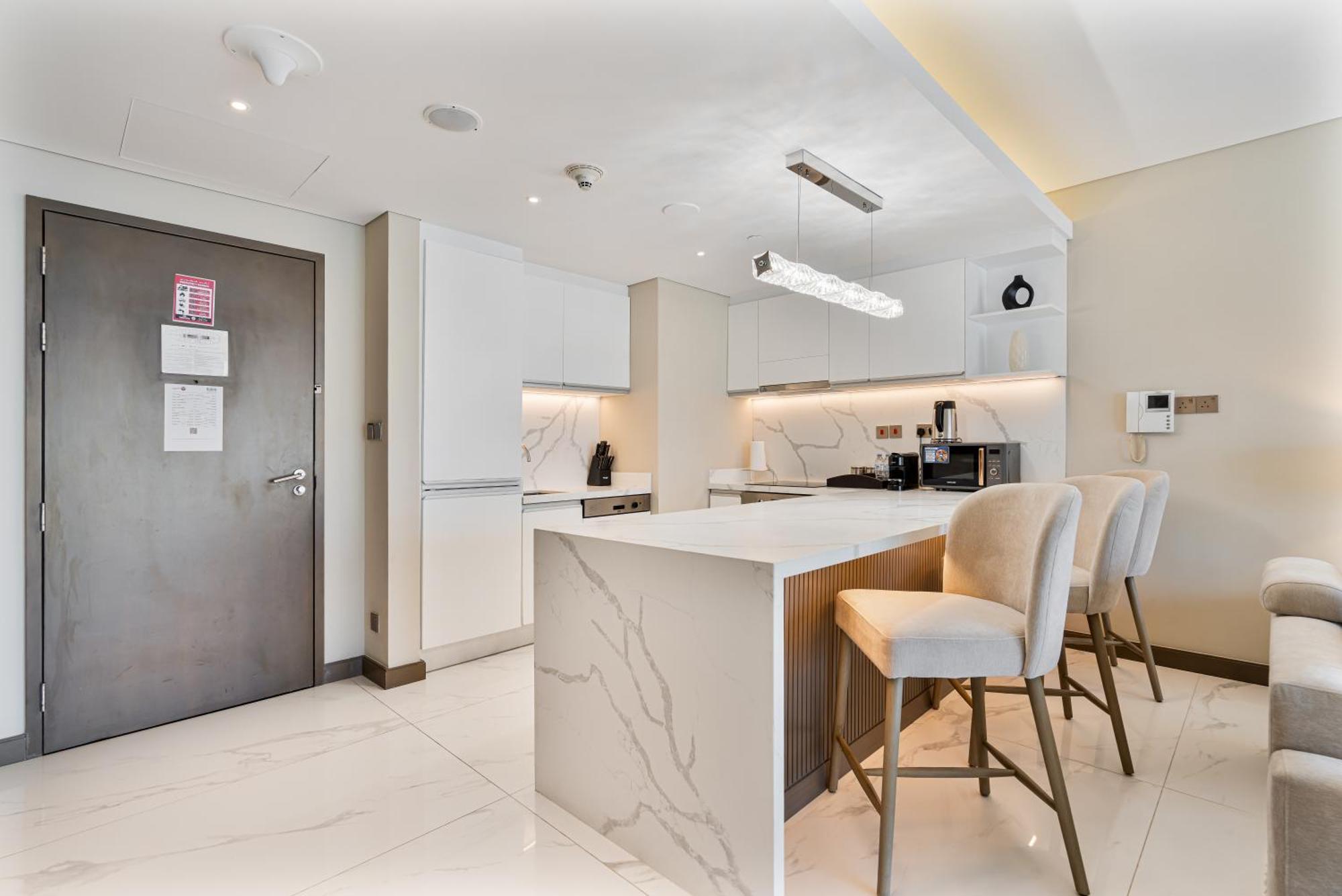 High Floor At The Mall Residences - Kempinski